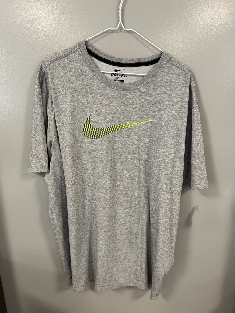 Nike Gray Short Sleeve Dri-FIT Tee with Lime Swoosh-XXL